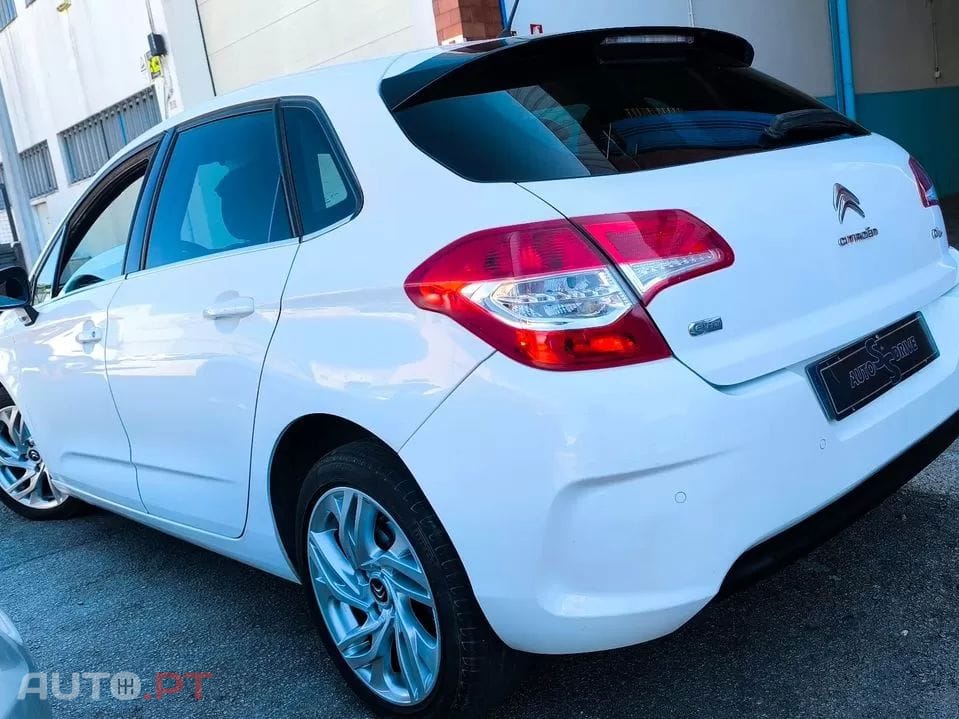 Citroen C4 1.6 e-HDi Exclusive J17 CMP6