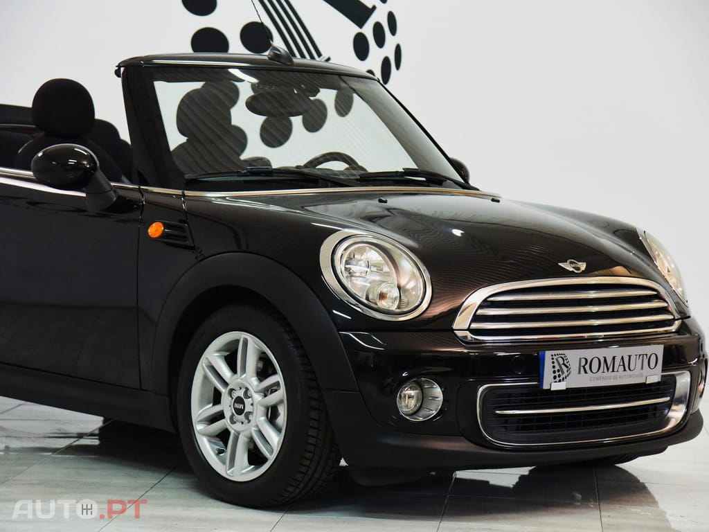 MINI Cooper Cabrio
