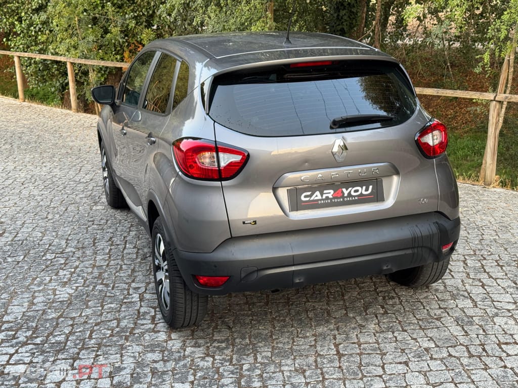 Renault Captur 1.2 TCe Exclusive EDC