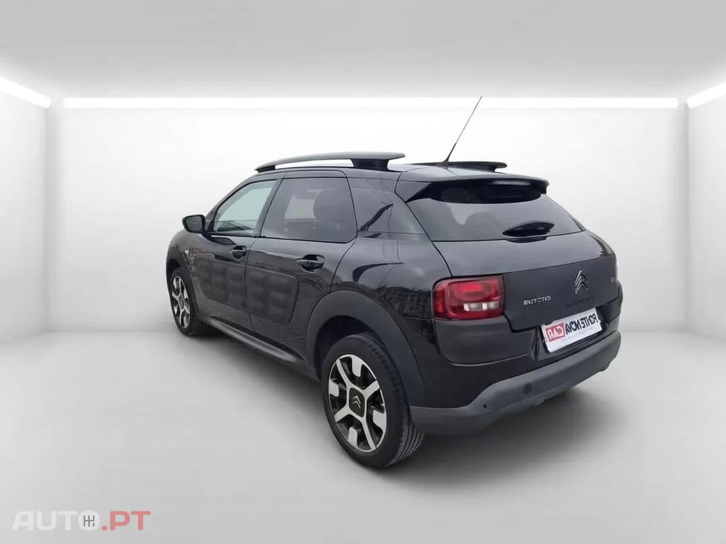 Citroen C4 Cactus 1.2 PureTech Shine Pack