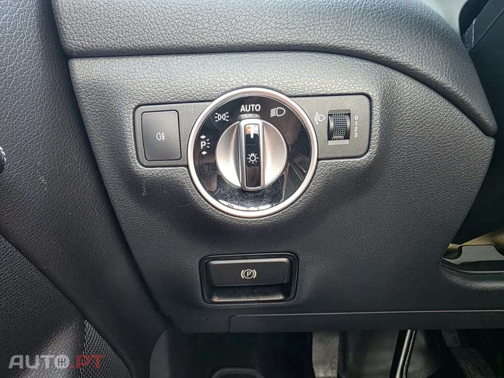 Mercedes-Benz CLA 180 D URBAN