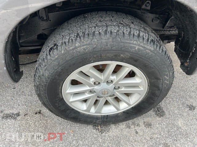 Toyota Hilux X-Cab 4x4