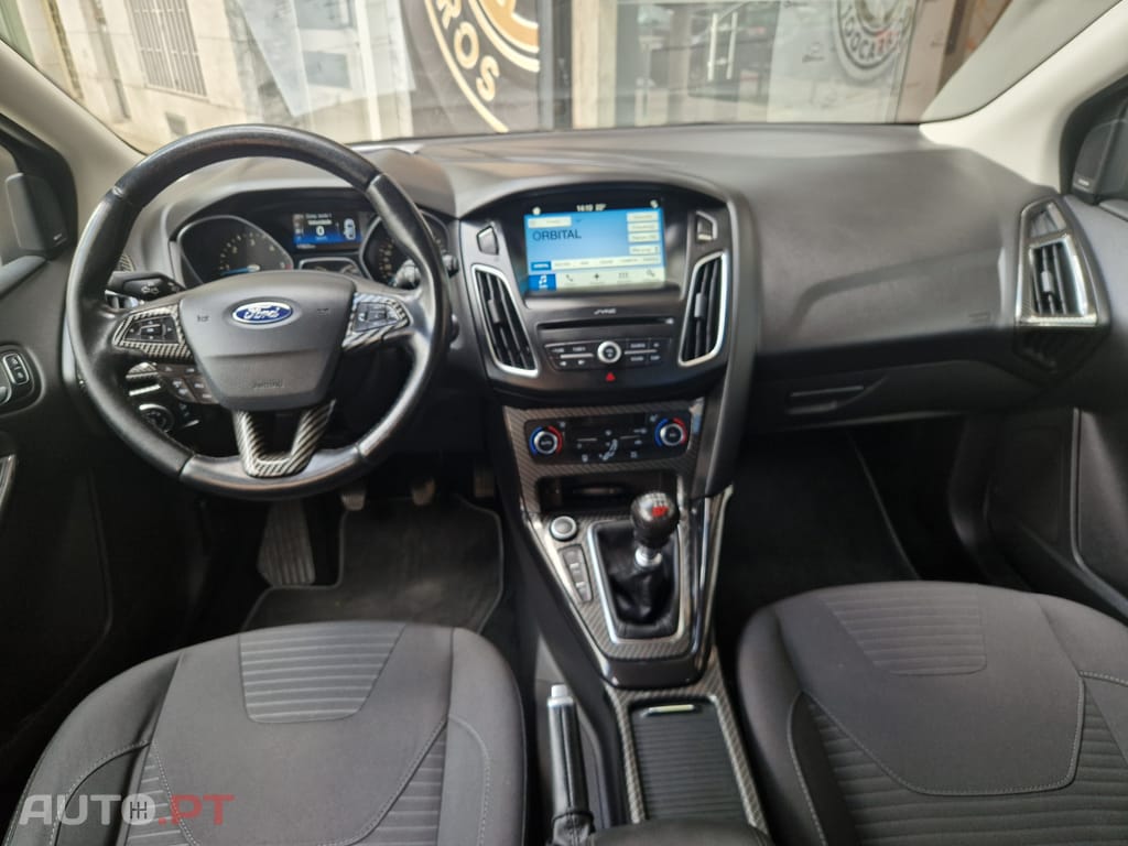 Ford Focus SW TITANIUM
