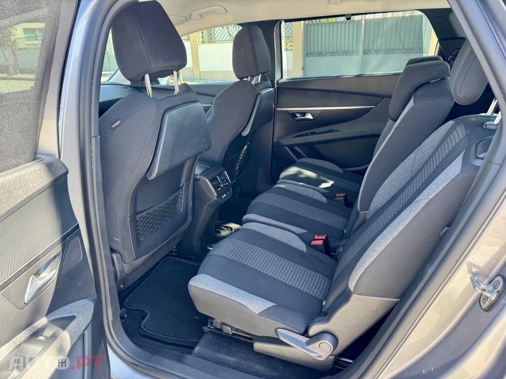 Peugeot 5008 1.5 BlueHDi Active Pack