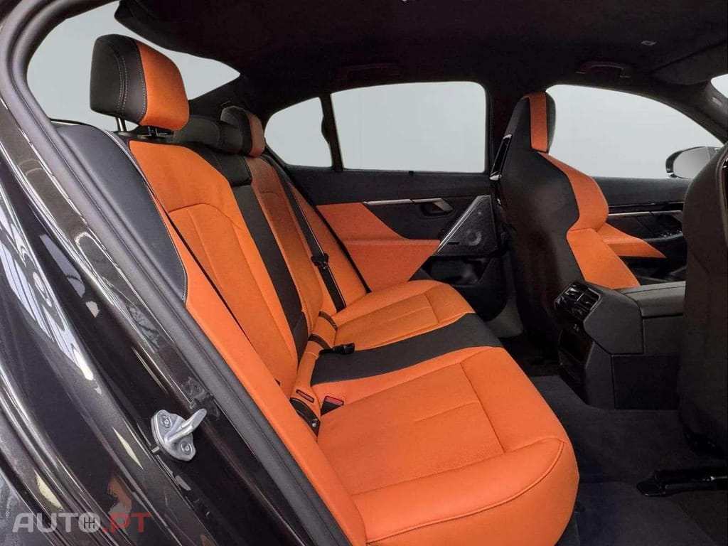 BMW M5 I.V.A DEDUTÍVEL