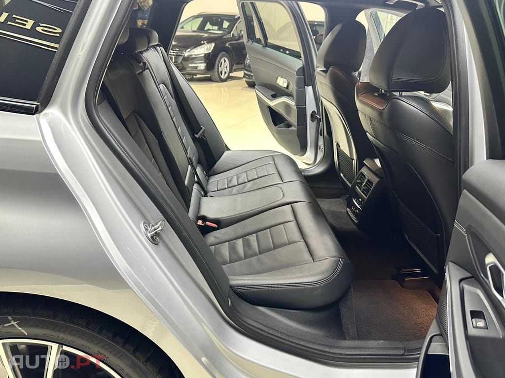 BMW 320 d Touring Pack M Auto