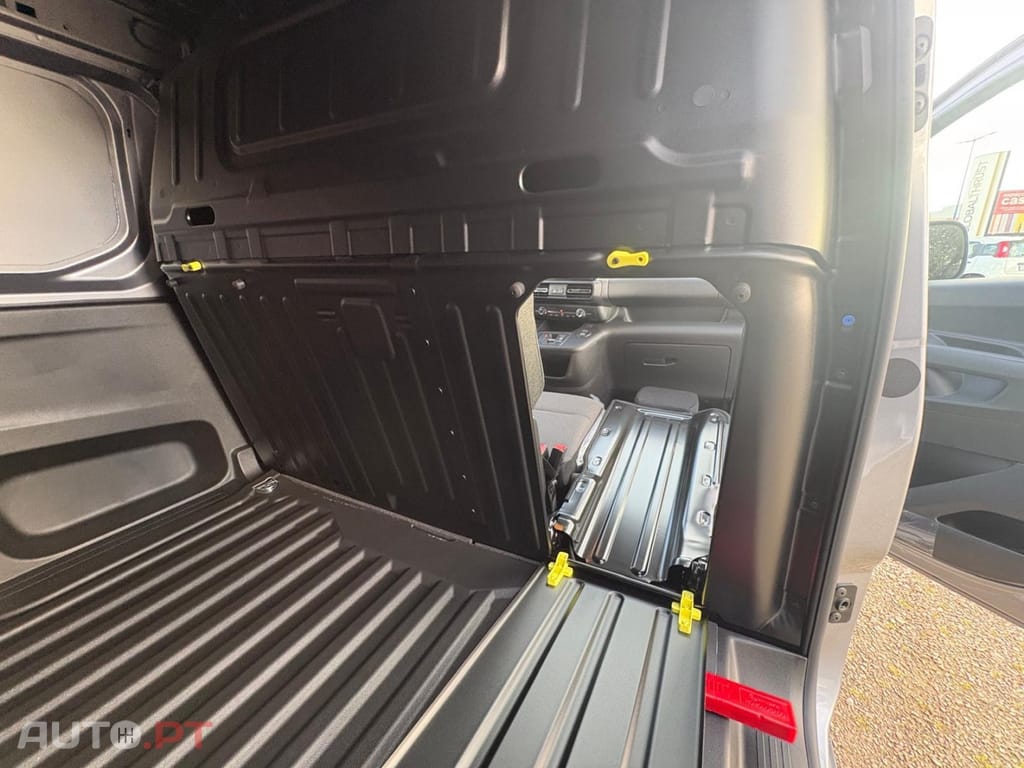 Opel Combo 1.5 Blue Hdi EAT6