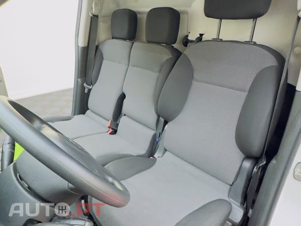 Citroën Berlingo Full Electric L1 Club 3L — fotografia 10
