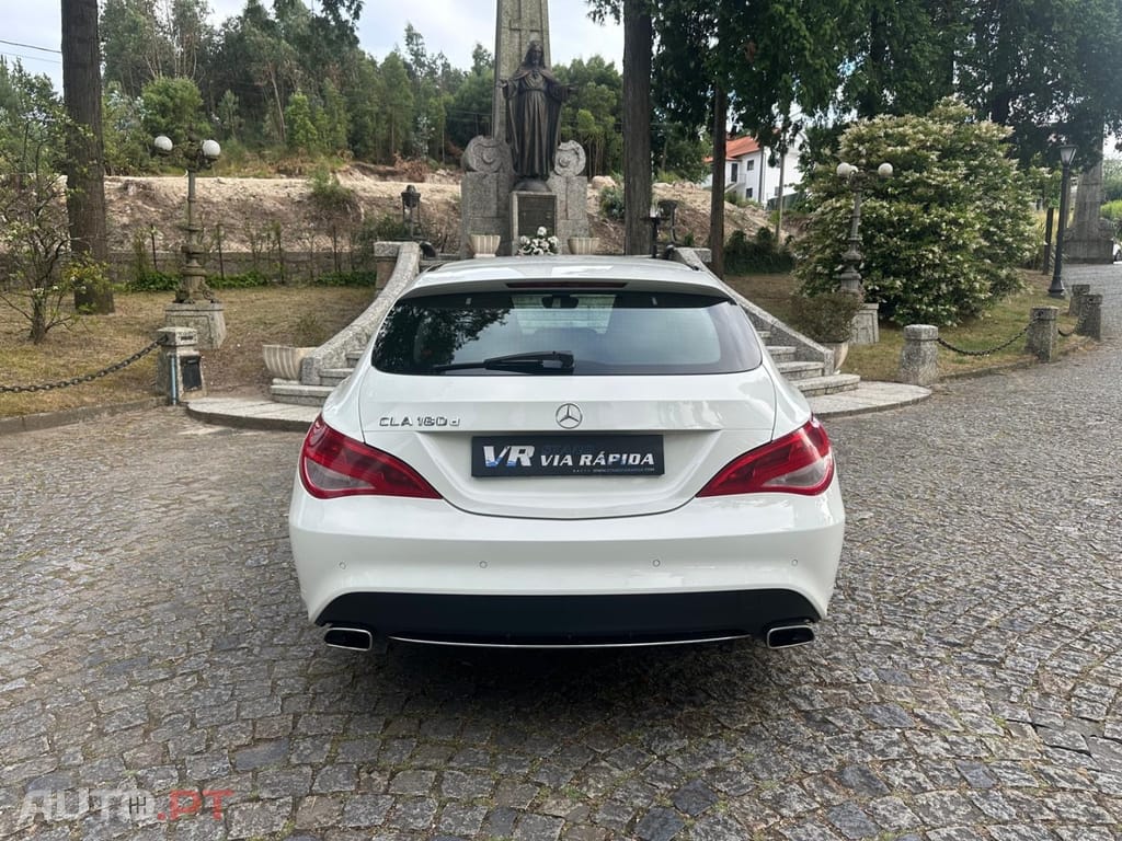 Mercedes-Benz CLA 180 d Shooting Brake