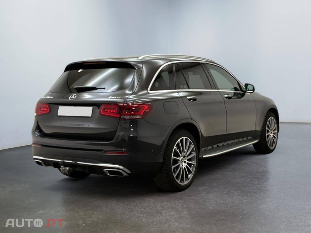 Mercedes-Benz GLC 300 de 4Matic AMG Line 9G-Tronic