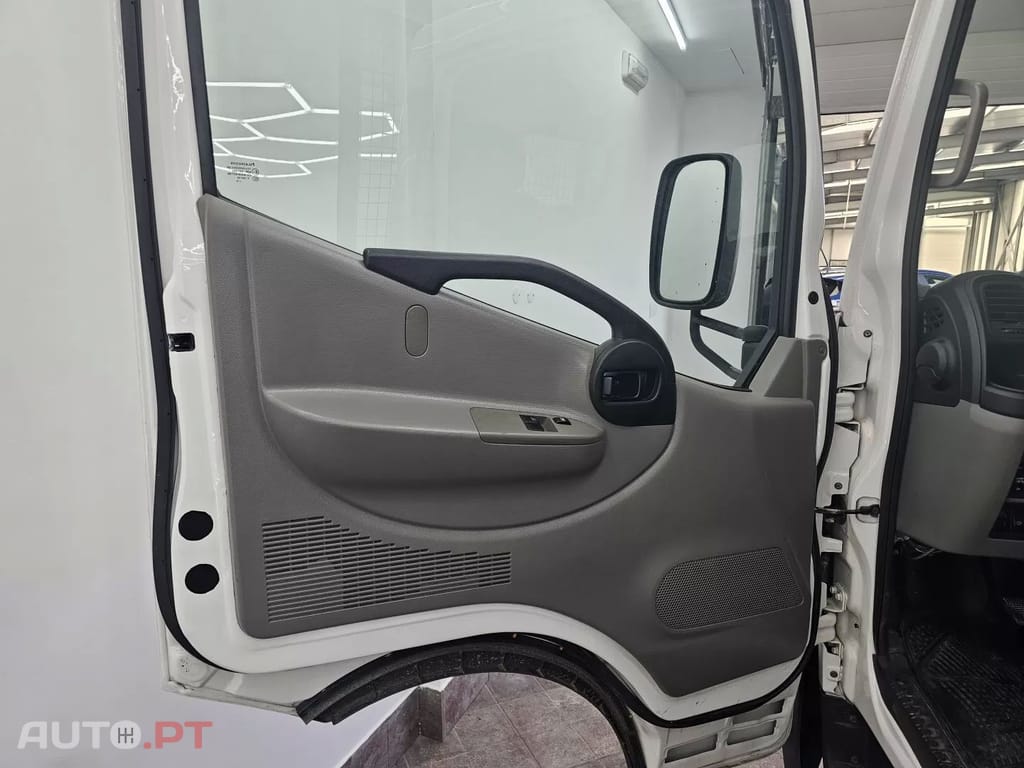 Nissan Cabstar Cabstar NT400 35.13