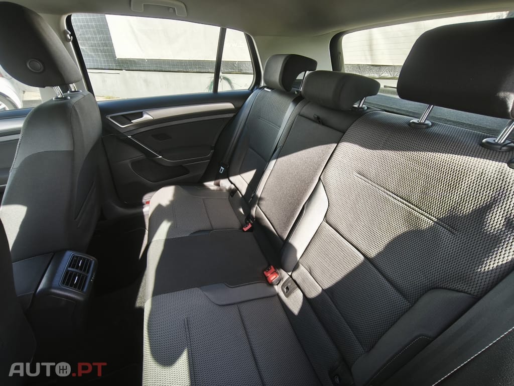 Volkswagen Golf 1.2 TSi Confortline