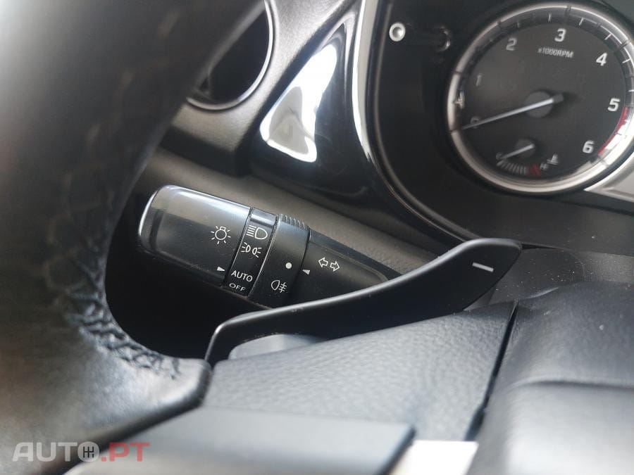 Suzuki Vitara 1.6 DDiS GLE AT 4WD