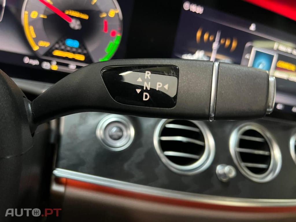 Mercedes-Benz E 300 de Auto Station
