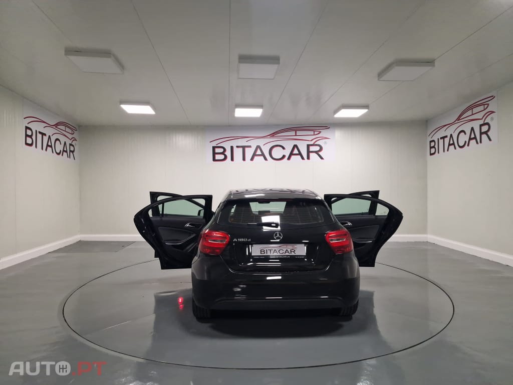 Mercedes-Benz A 180 d Fleet Pack Urban