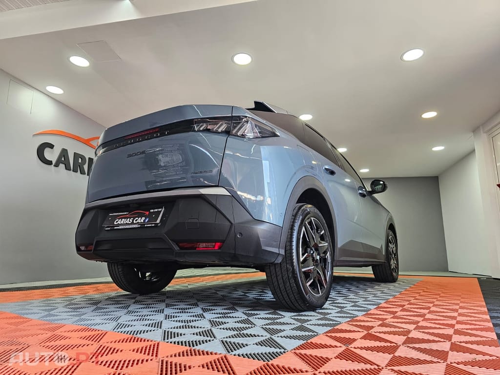 Peugeot 3008 1.2 Hybrid Allure e-DCS6