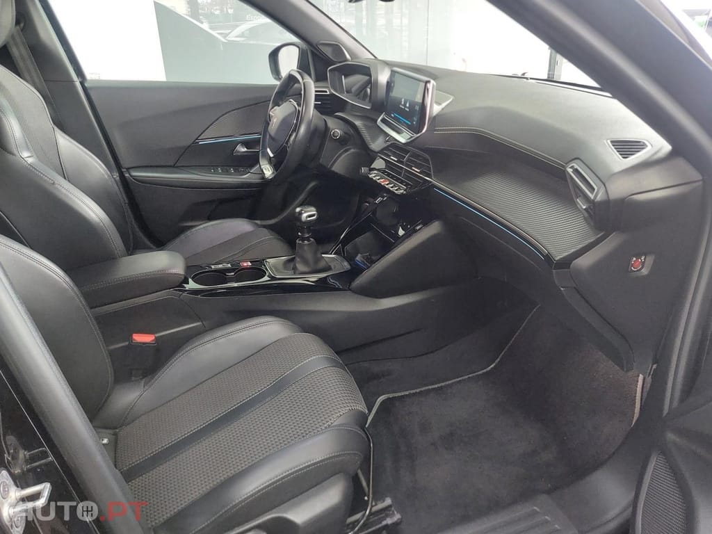 Peugeot 2008 1.2 PureTech GT Line