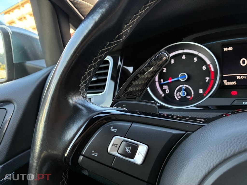 Volkswagen Golf 2.0 TSi R DSG