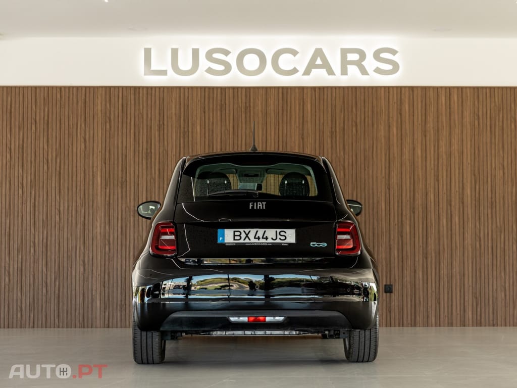 Fiat 500e 3+1 42 kWh