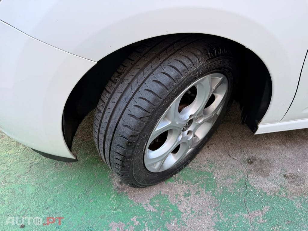 Citroen C3 1.4 HDI 70cv 5 Lugares