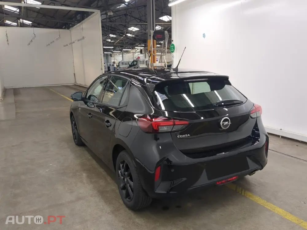 Opel Corsa 1.2 T GS Line