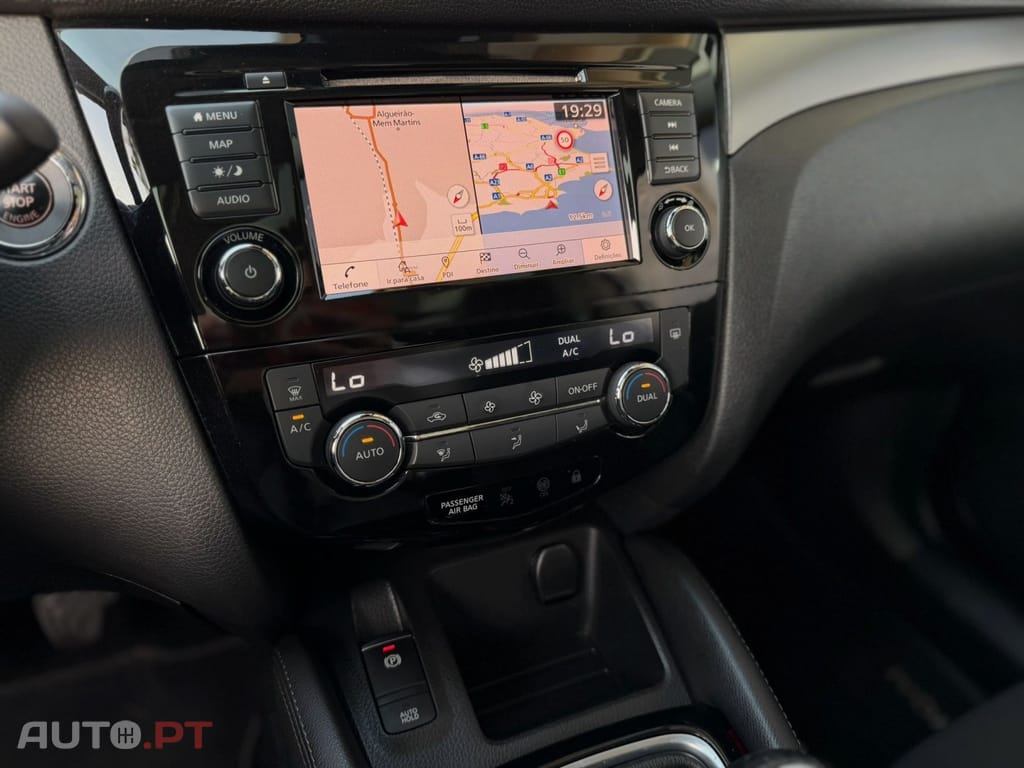 Nissan Qashqai 1.5 dCi N-Connecta J18