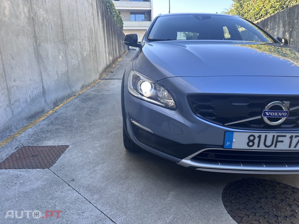 Volvo V60 2.0 D3 Pro Geartronic — fotografia 6