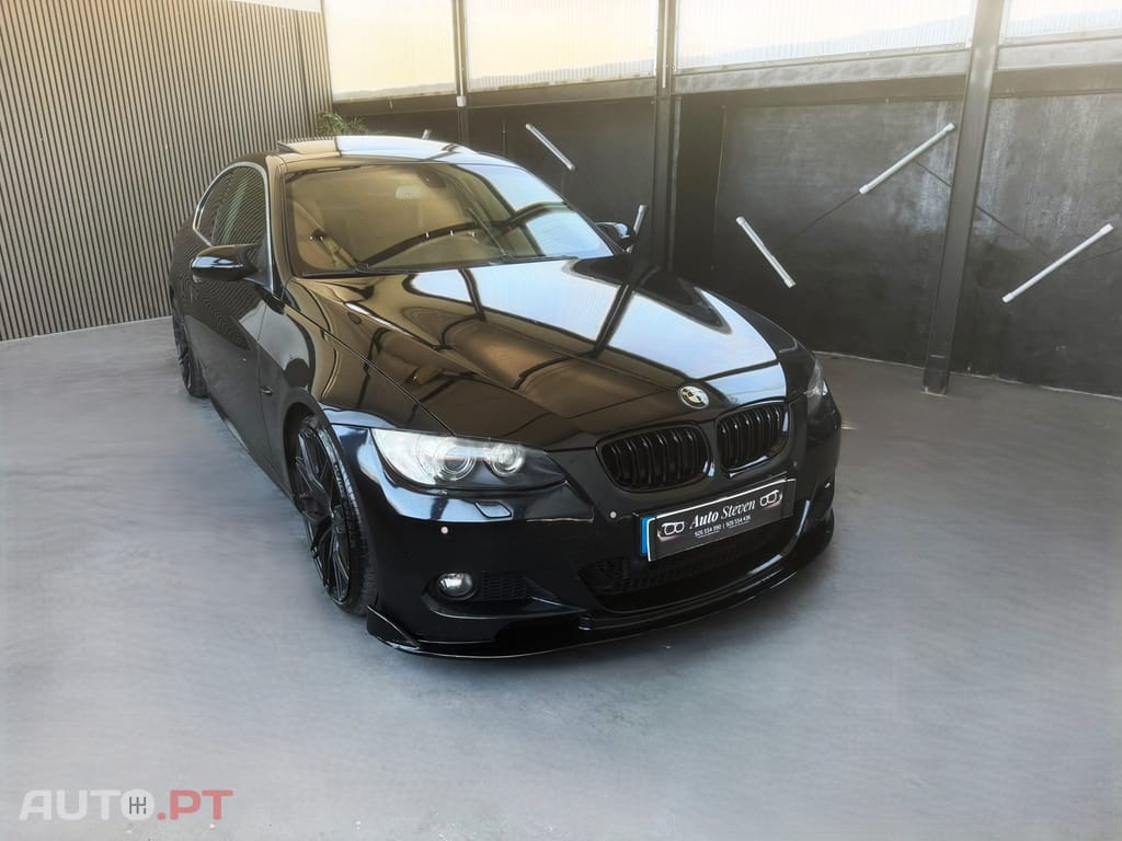 BMW 330 i Pack M
