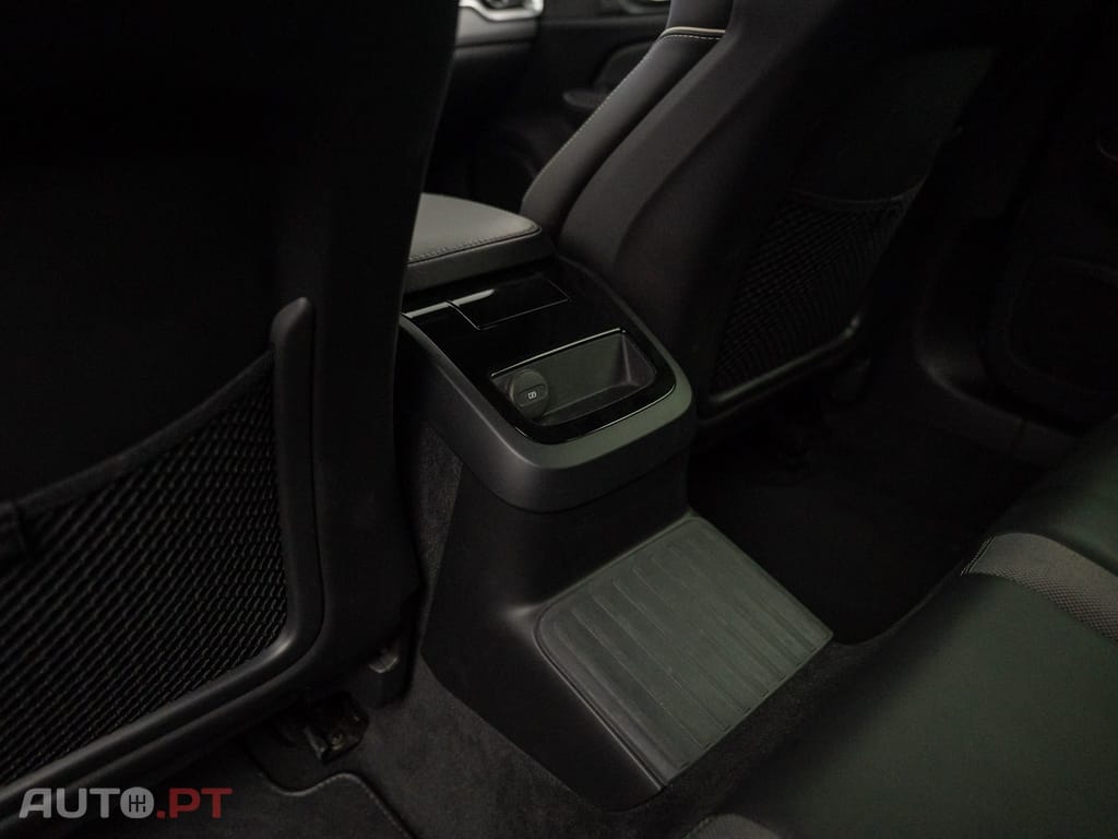 Volvo V60 2.0 T6 AWD TE R-Design