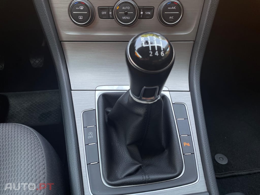 Volkswagen Golf Variant 1.0 TSI CONFORTLINE