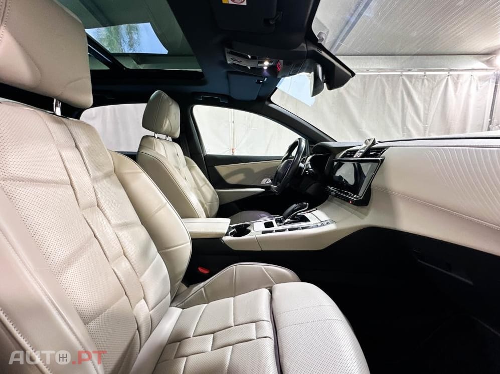 DS DS7 Crossback E-TENSE OPERA