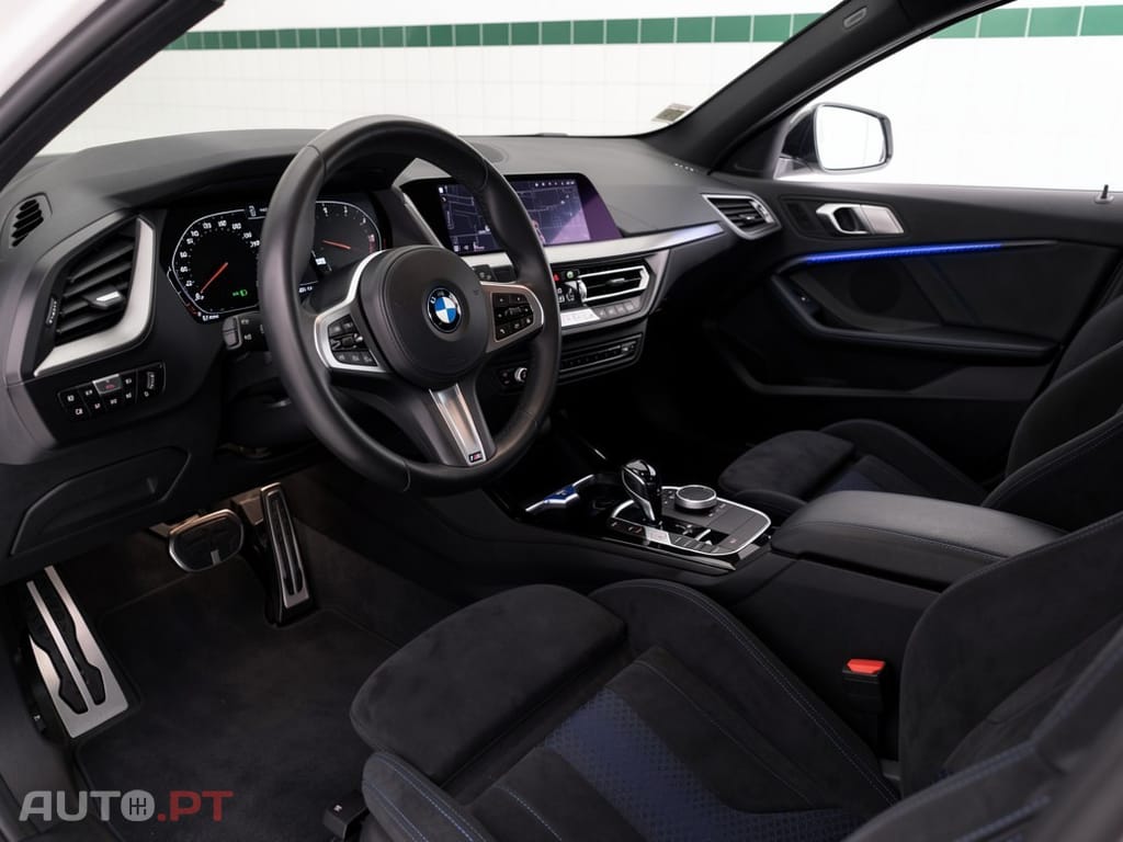 BMW 116 d Pack Desportivo M Auto