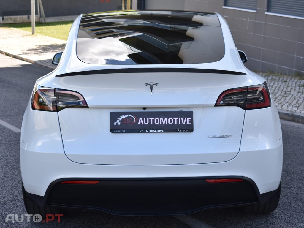 Tesla Model Y Performance Tração Integral