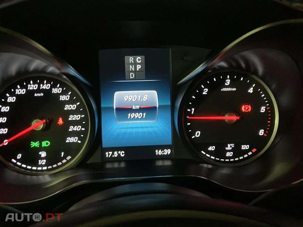 Mercedes-Benz V 300 d Marco Polo