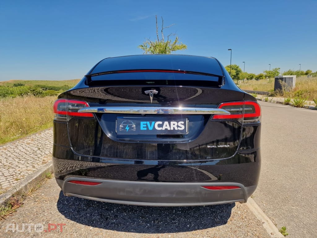 Tesla Model X Long Range