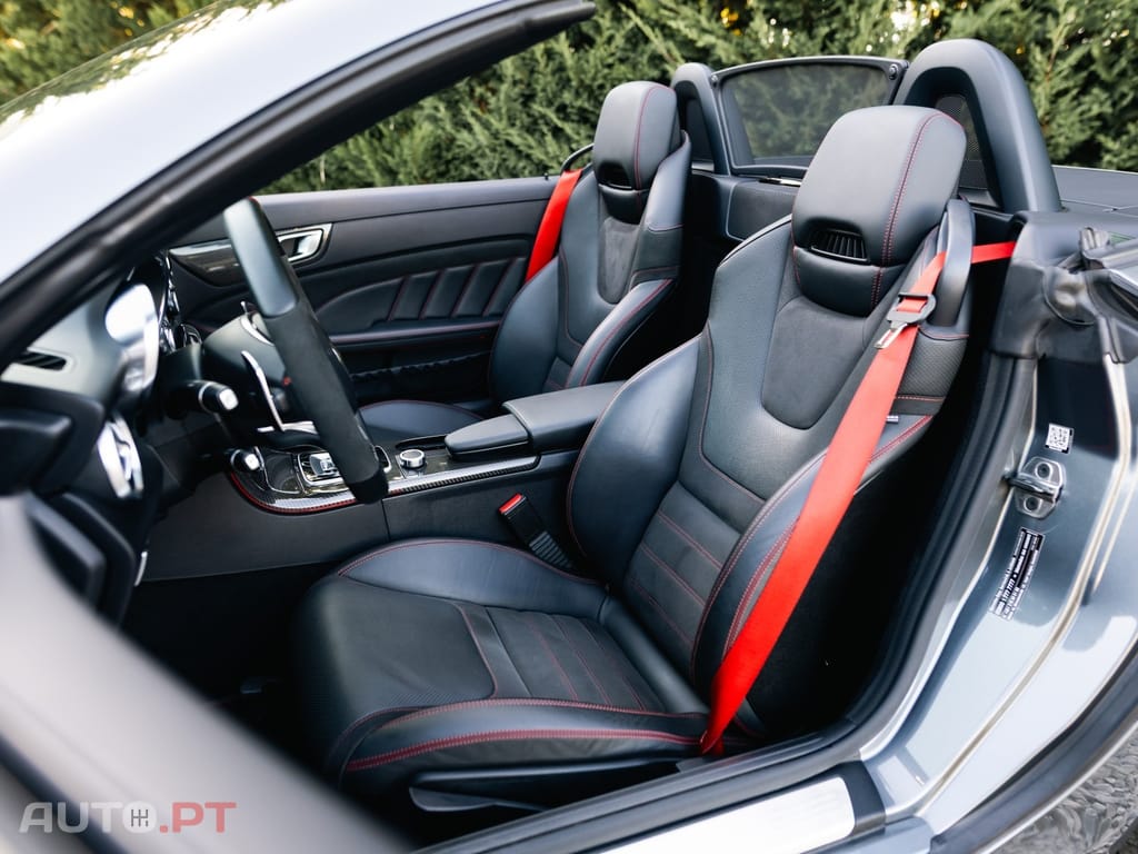 Mercedes-Benz SLC Standard