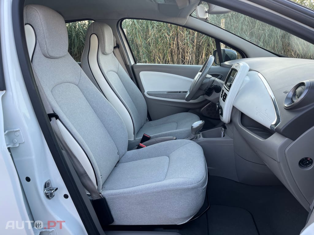 Renault Zoe (c/ Bateria) Intens 40 Q90