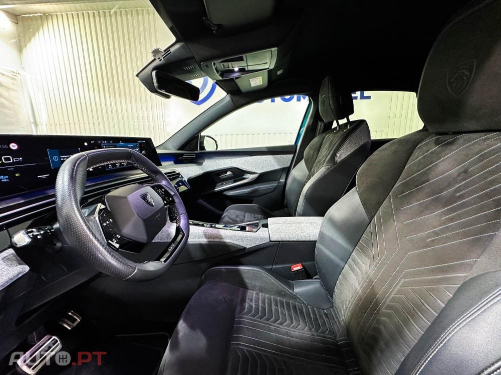 Peugeot E-3008 73 kWh GT