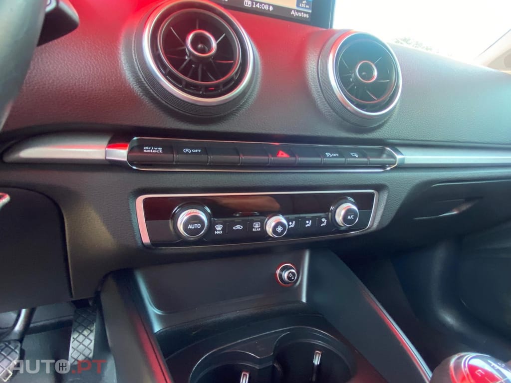 Audi A3 1.6 TDi S-line