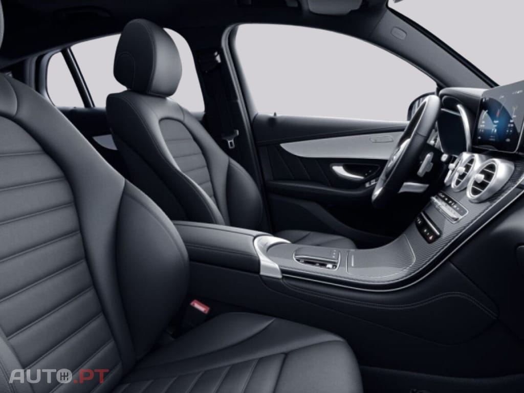 Mercedes-Benz GLC 300 I.V.A DEDUTÍVEL e 4M AMG