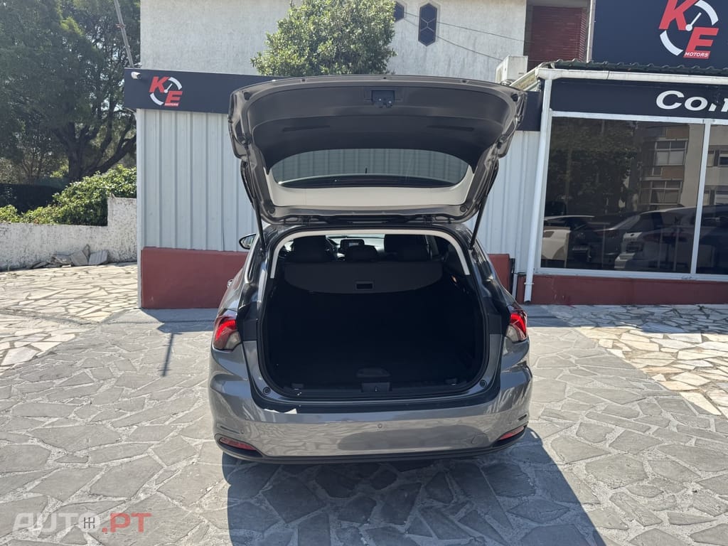 Fiat Tipo 1.3 M-Jet Lounge