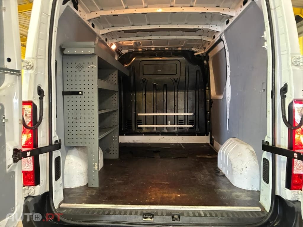 Renault Master 2.3 dCi L1H1 3.3T Grand Confort