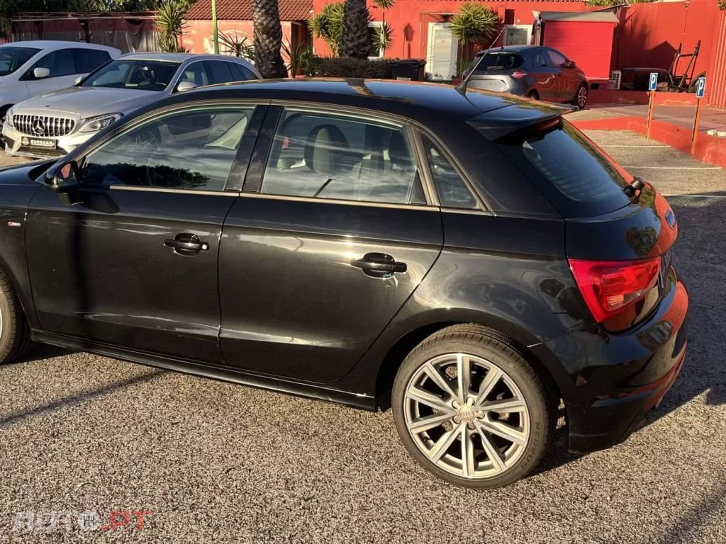 Audi A1 1.2 TFSI S line edition