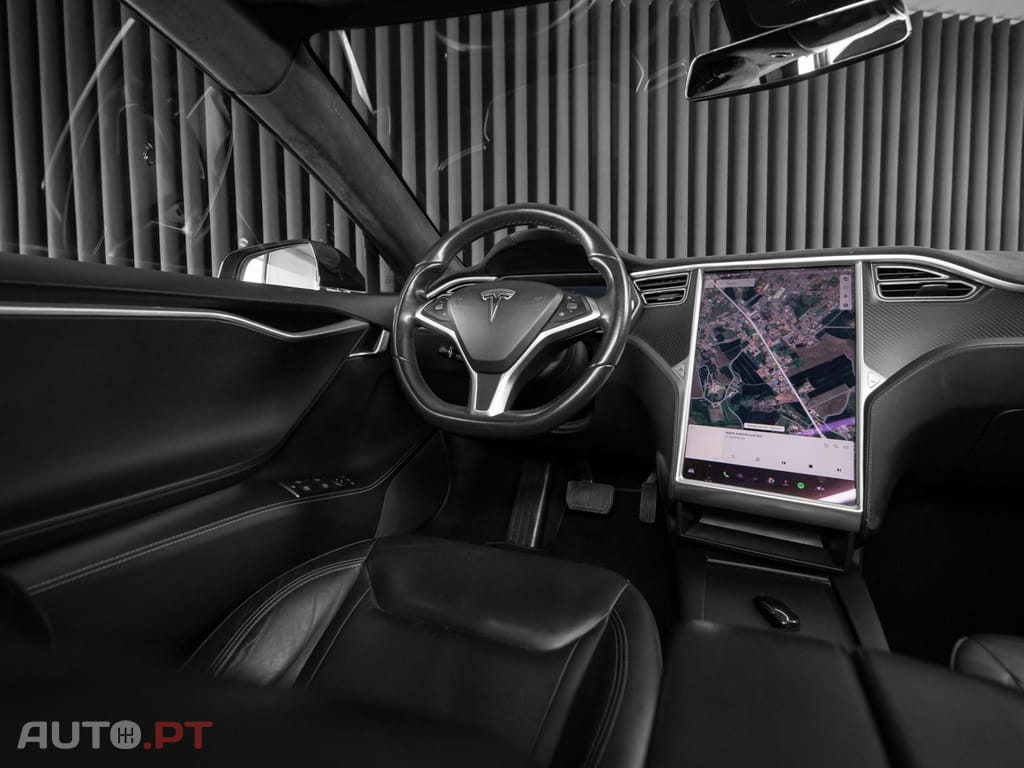 Tesla Model S 90D
