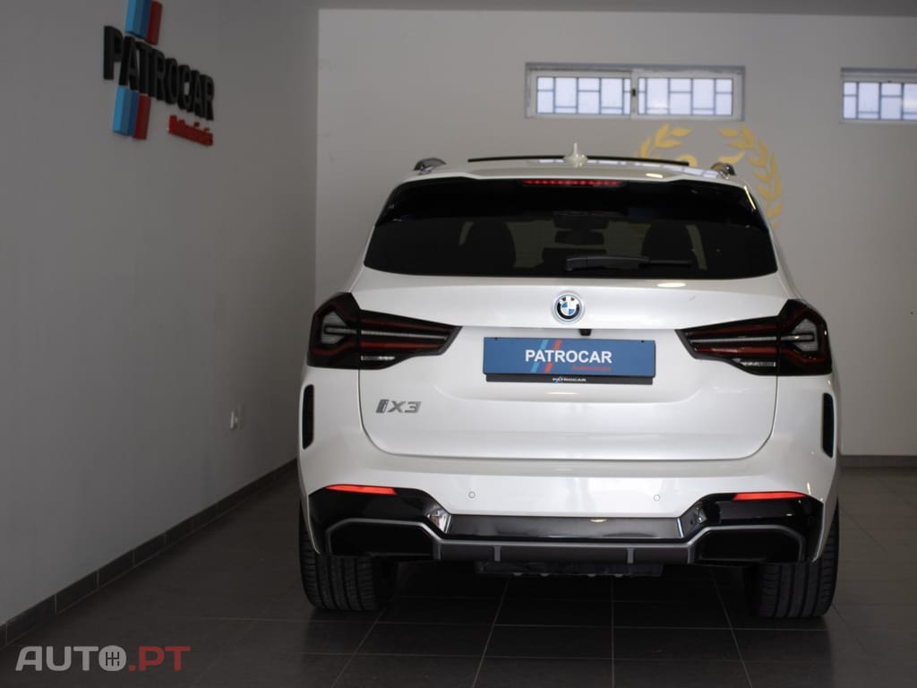 BMW iX3 M Sport Impressive