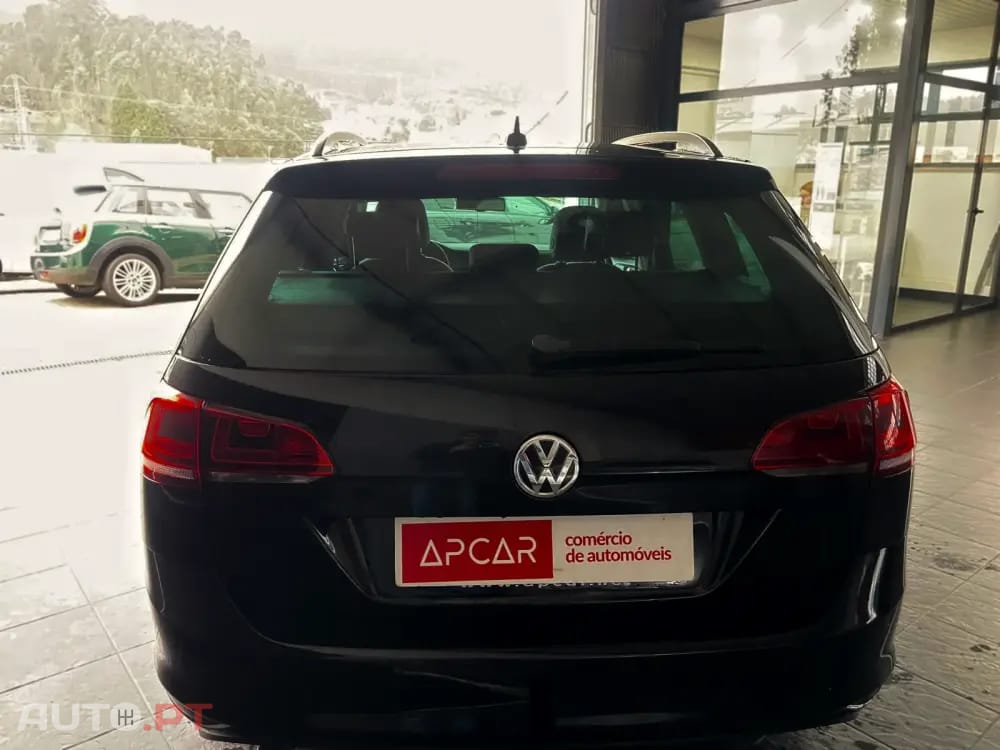 Volkswagen Golf Variant 1.6 TDi GPS Edition — fotografia 10