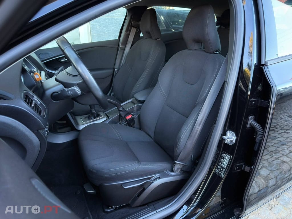 Volvo V40 2.0 D2 Kinetic
