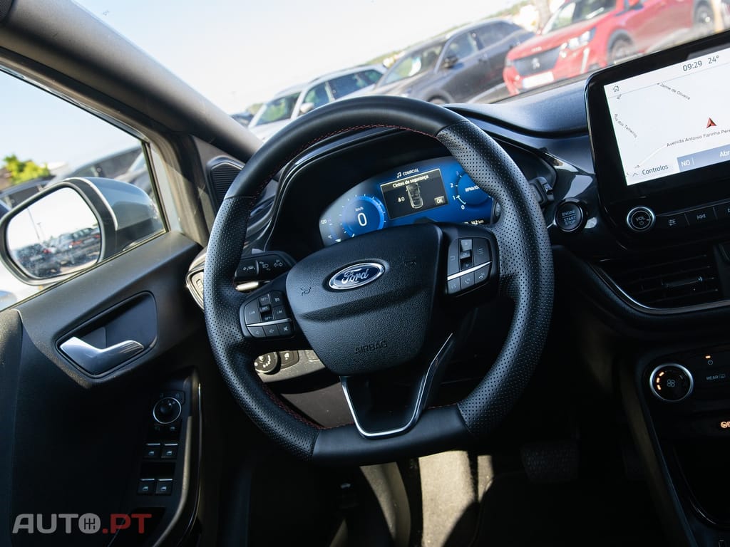 Ford Puma 1.0 EcoBoost MHEV ST-Line Aut. — fotografia 21
