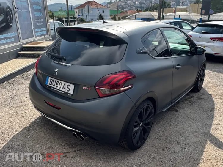 Peugeot 208 1.6 e-THP GTi by Sport