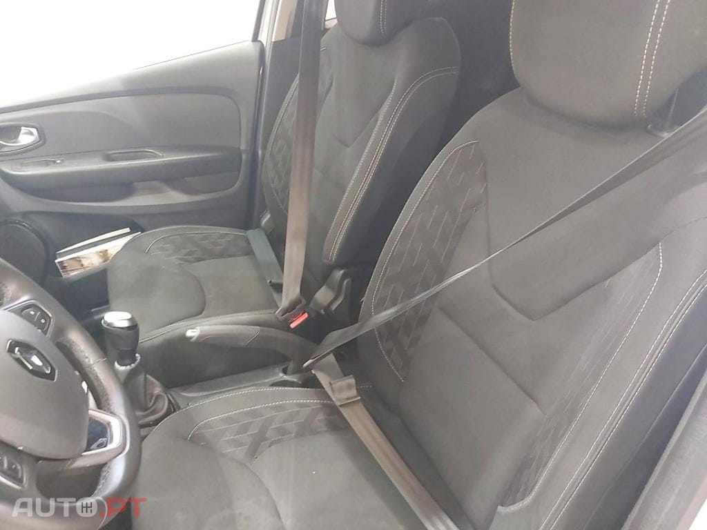 Renault Clio Sport Tourer 0.9 TCE Limited
